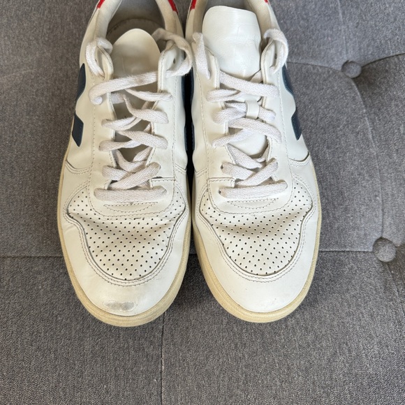 Veja V-10 sneakers - Picture 3 of 5